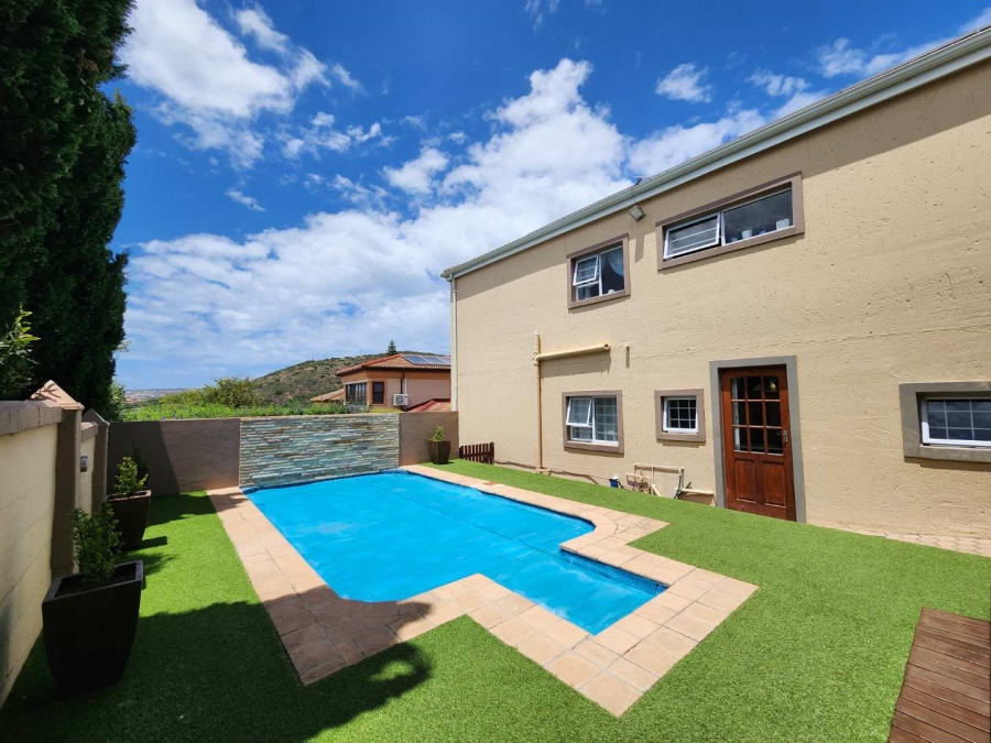 4 Bedroom Property for Sale in Island View Western Cape